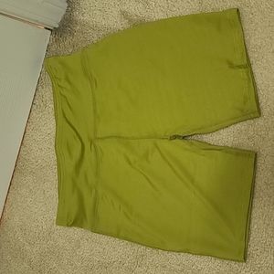 NWT HyprMV Women's Dynamix V2 Booty Shorts